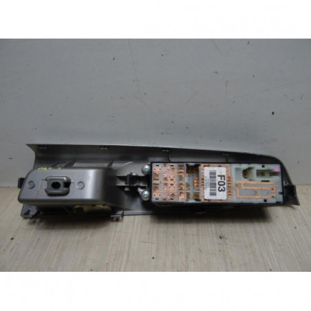 Interrupteur de leve vitre avant gauche SUBARU IMPREZA 2 d’occasion