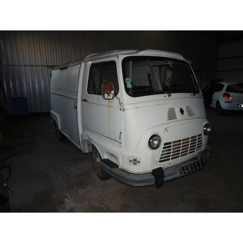 Crosse avant droit RENAULT ESTAFETTE d’occasion