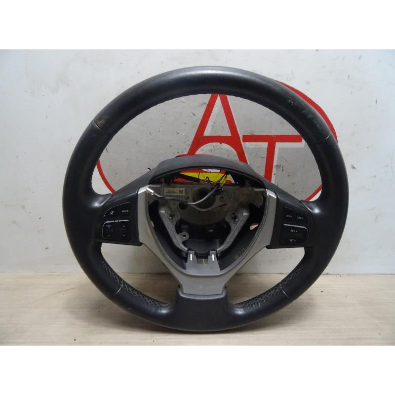 Volant SUZUKI SWIFT 4 d’occasion