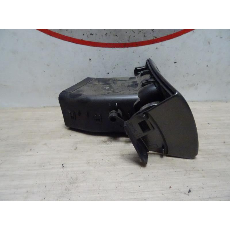 Aerateur tableau de bord avant gauche SUBARU IMPREZA 2 d’occasion