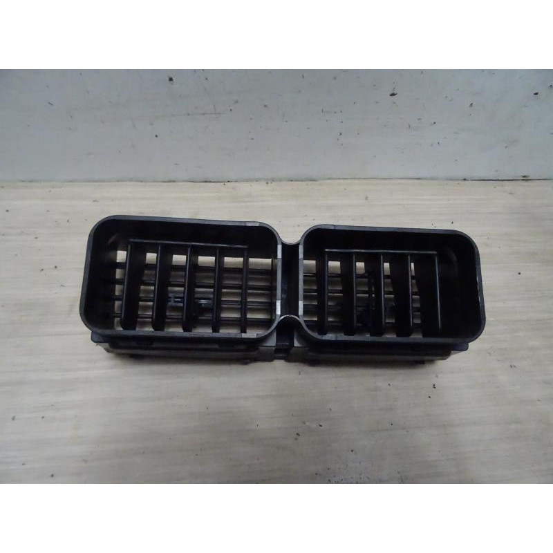 Aerateur tableau de bord SUBARU IMPREZA 2 d’occasion