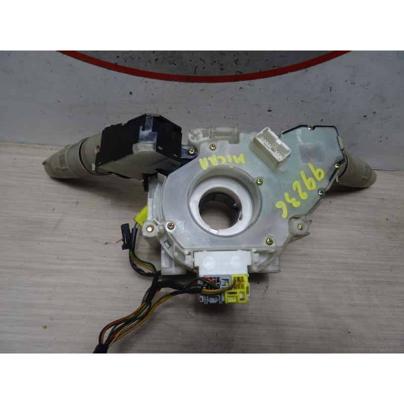 Com (Bloc Contacteur Tournant+Commodo Essuie Glace+Commodo Phare) NISSAN MICRA 3 PHASE 2 d’occasion