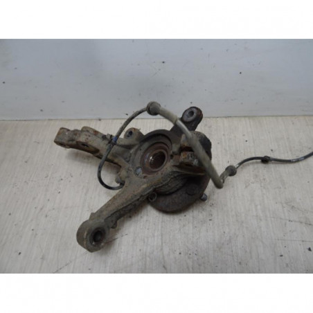 Fusee avant gauche FORD FIESTA 6 PHASE 1 d’occasion