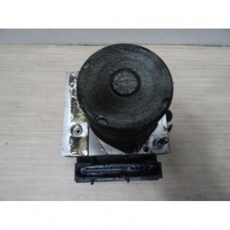 Bloc ABS (freins anti-blocage) SUBARU IMPREZA 2 d’occasion