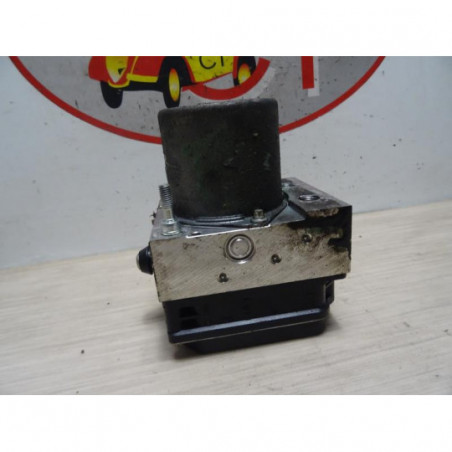 Bloc ABS (freins anti-blocage) SUBARU IMPREZA 2 d’occasion