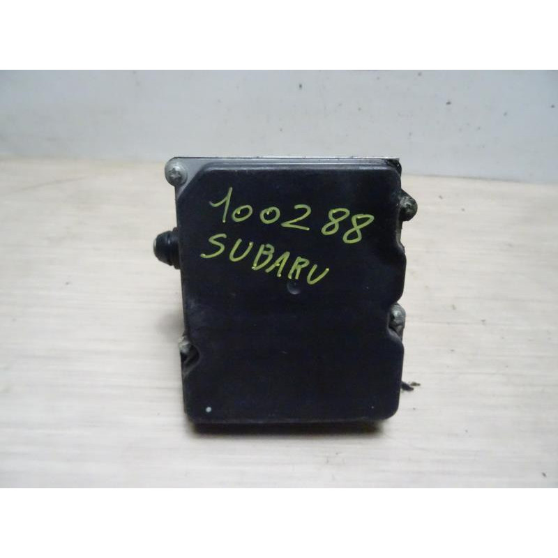 Bloc ABS (freins anti-blocage) SUBARU IMPREZA 2 d’occasion