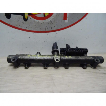 Rampe injection PEUGEOT 406 COUPE d’occasion