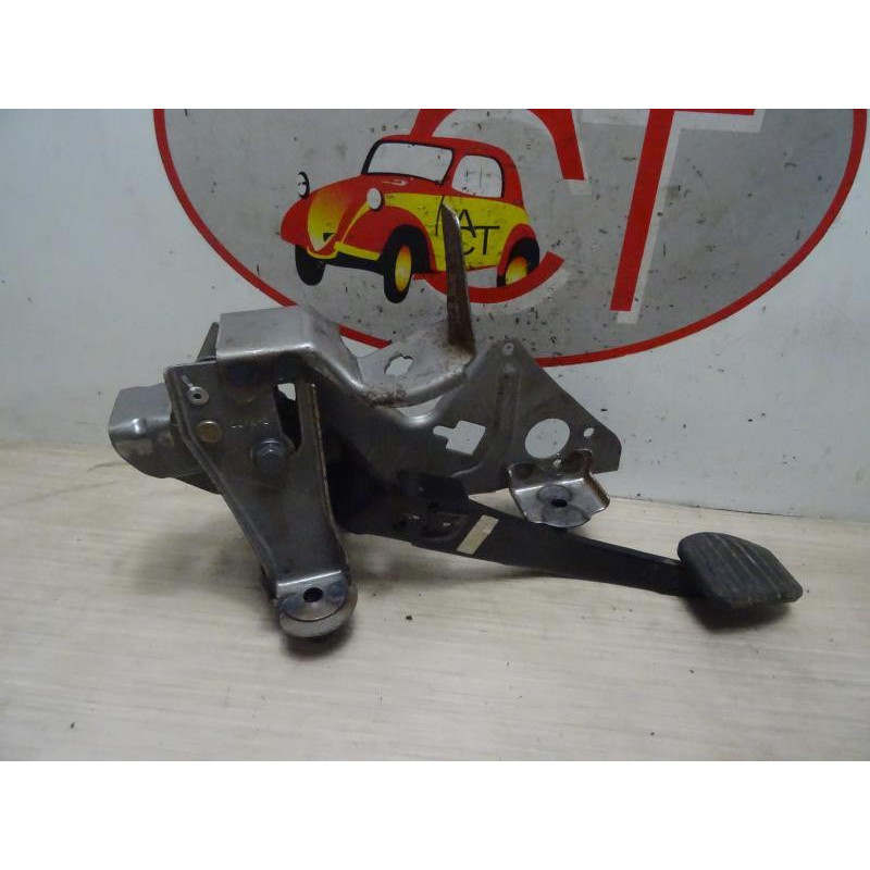 Pedalier d'embrayage RENAULT CLIO 4 PHASE 1 d’occasion