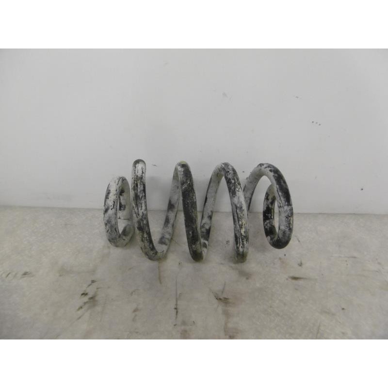 Ressort de suspension avant droit RENAULT MASTER 2 PHASE 3 d’occasion