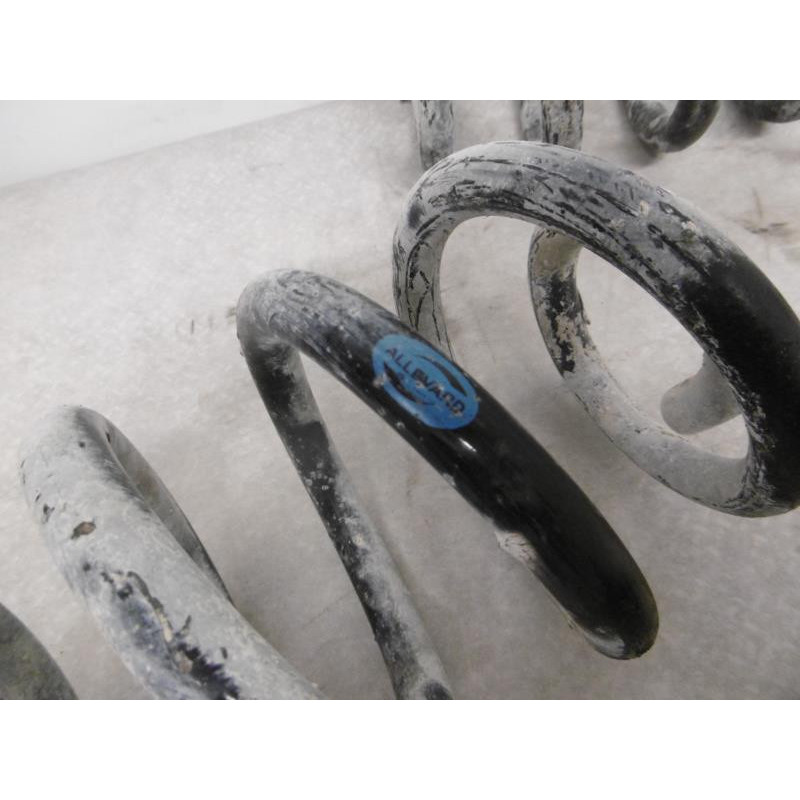 Ressort de suspension avant droit RENAULT MASTER 2 PHASE 3 d’occasion