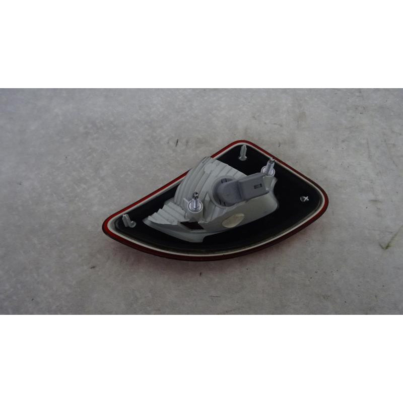 Feu arriere secondaire gauche (feux) RENAULT TWINGO 2 PHASE 2 d’occasion