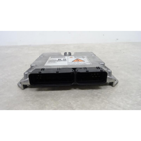 Calculateur moteur SUBARU IMPREZA 2 d’occasion