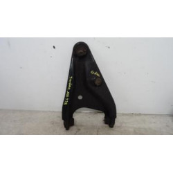 Triangle avant droit DACIA SANDERO 1 d’occasion