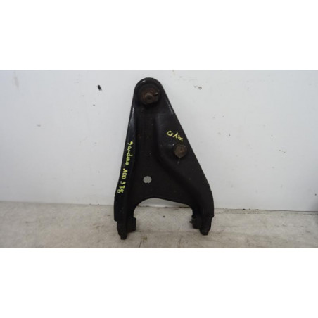 Triangle avant droit DACIA SANDERO 1 d’occasion