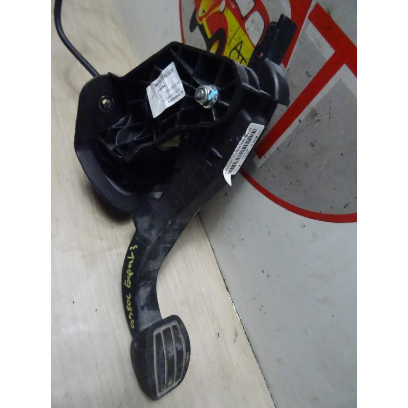 Pedalier d'embrayage PEUGEOT EXPERT 3 d’occasion