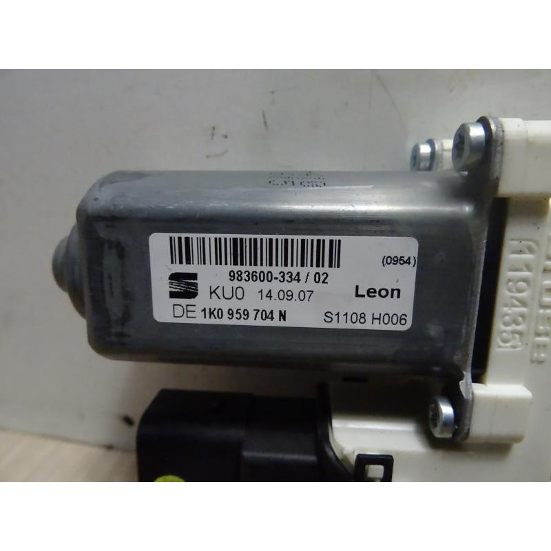 Moteur leve vitre arriere droit SEAT LEON 2 PHASE 1 d’occasion