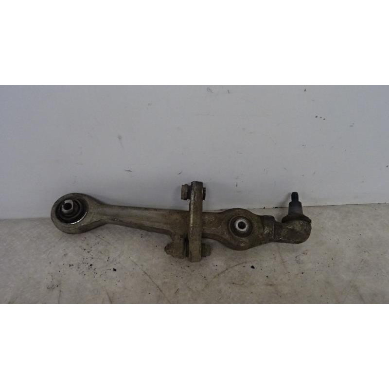 Bras inferieur avant gauche AUDI A4 1 AVANT PHASE 1 BREAK d’occasion