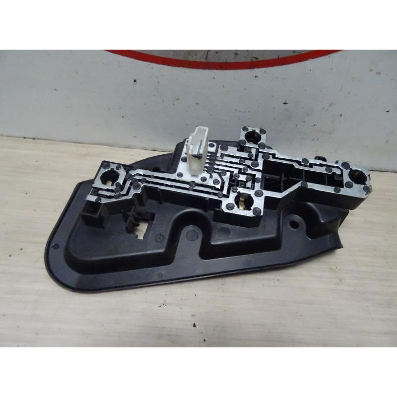 Platine feu arriere gauche CITROEN C5 1 PHASE 1 d’occasion