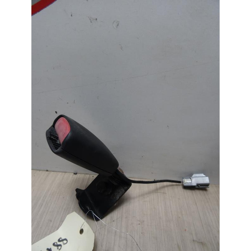 Attache ceinture arriere gauche VOLVO C 70 2 PHASE 1 CABRIOLET d’occasion