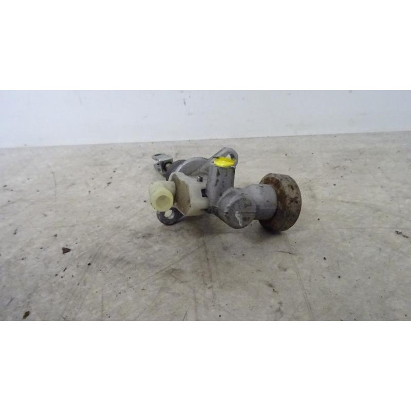 Emetteur NISSAN NAVARA 1 PHASE 2 d’occasion
