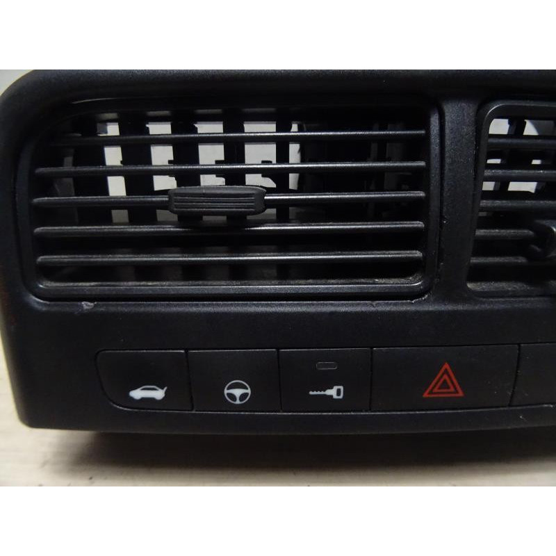Aerateur tableau de bord FIAT GRANDE PUNTO d’occasion