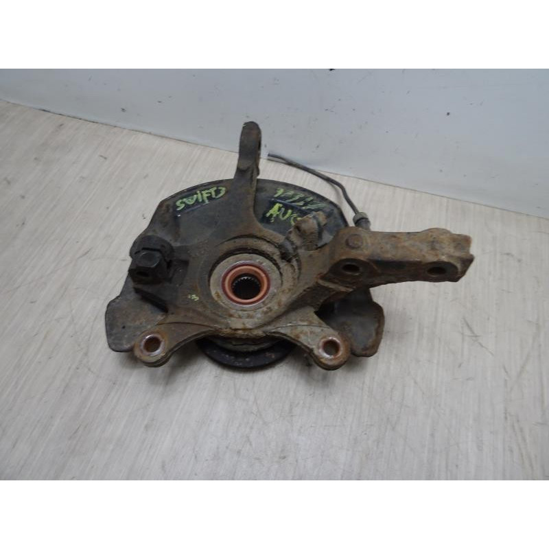 Fusee avant gauche SUZUKI SWIFT 3 d’occasion