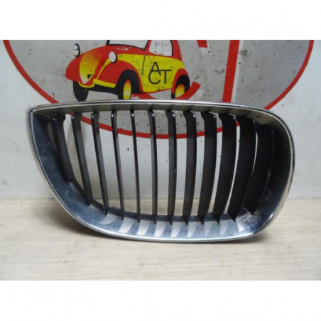 Grille de calandre droite BMW SERIE 1 E87 PHASE 1 d’occasion