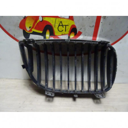 Grille de calandre gauche BMW SERIE 1 E87 PHASE 1 d’occasion