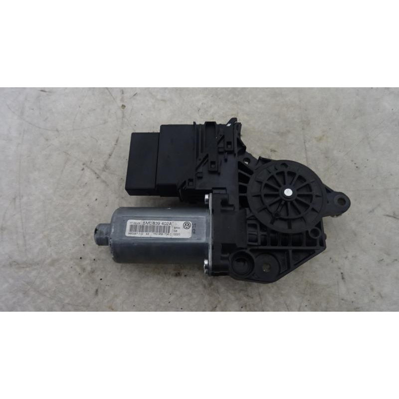 Moteur leve vitre arriere droit VOLKSWAGEN GOLF PLUS PHASE 1 d’occasion
