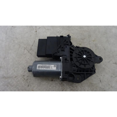 Moteur leve vitre arriere droit VOLKSWAGEN GOLF PLUS PHASE 1 d’occasion