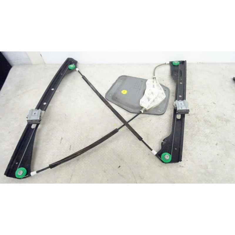 Mecanisme de leve vitre electrique avant gauche VOLKSWAGEN GOLF PLUS PHASE 1 d’occasion