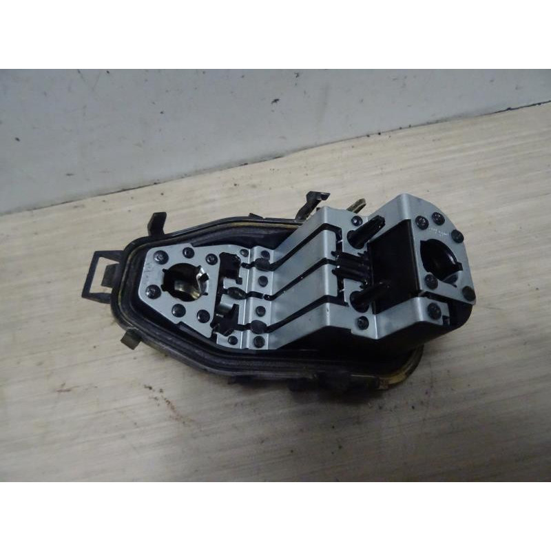 Platine feu arriere gauche RENAULT CLIO 4 PHASE 2 d’occasion
