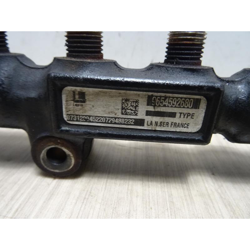 Rampe injection CITROEN C3 1 PHASE 1 d’occasion