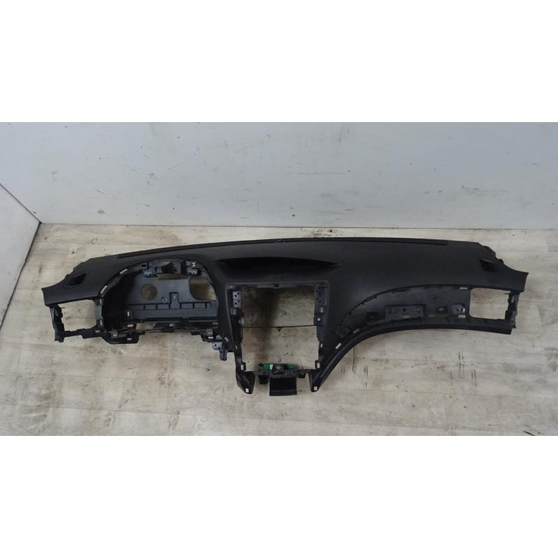 Tableau de bord SUBARU IMPREZA 2 d’occasion