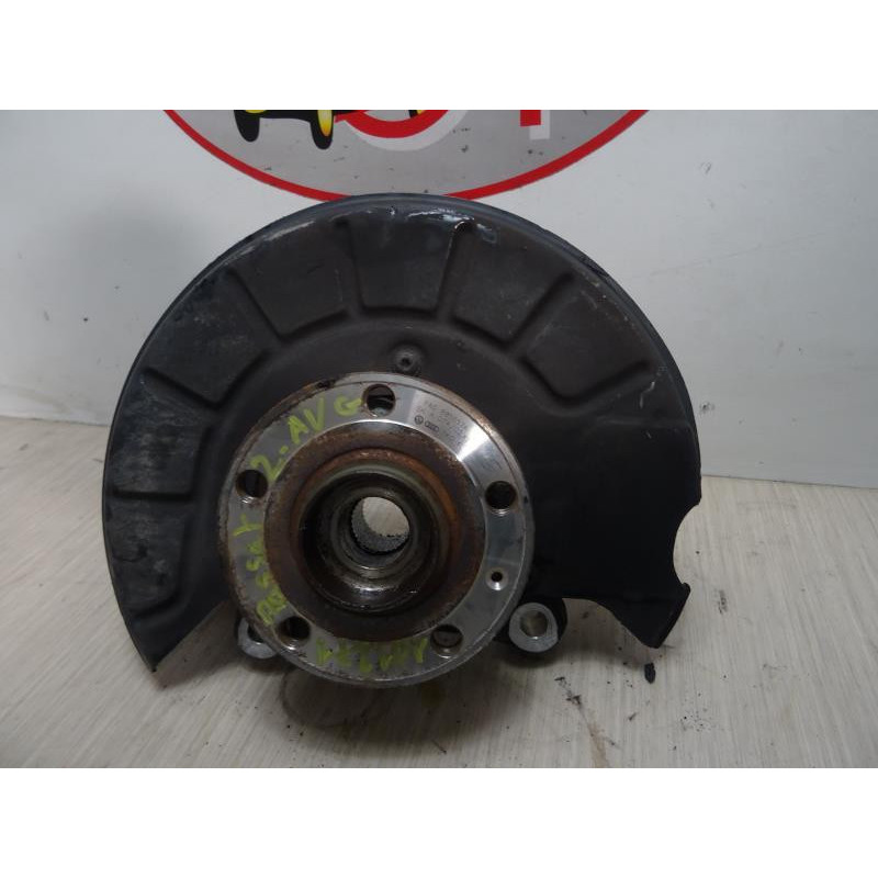 Fusee avant gauche VOLKSWAGEN  d’occasion