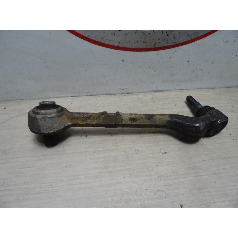 Bras de suspension superieur avant droit BMW SERIE 1 E82 COUPE d’occasion