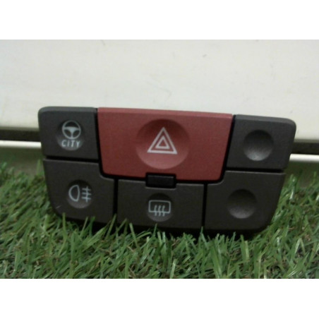 Bouton de warning FIAT PANDA II 1.1 d’occasion
