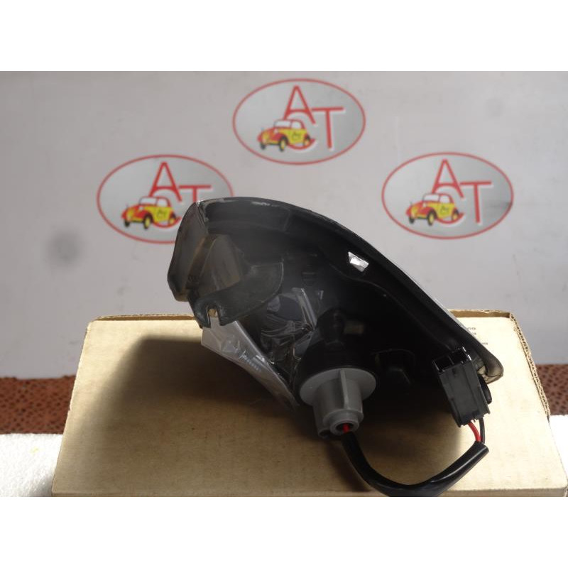 Optique avant secondaire droit (feux)(clignotant) NISSAN  d’occasion