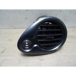 Aerateur tableau de bord avant droit RENAULT CLIO 3 PHASE 1 d’occasion