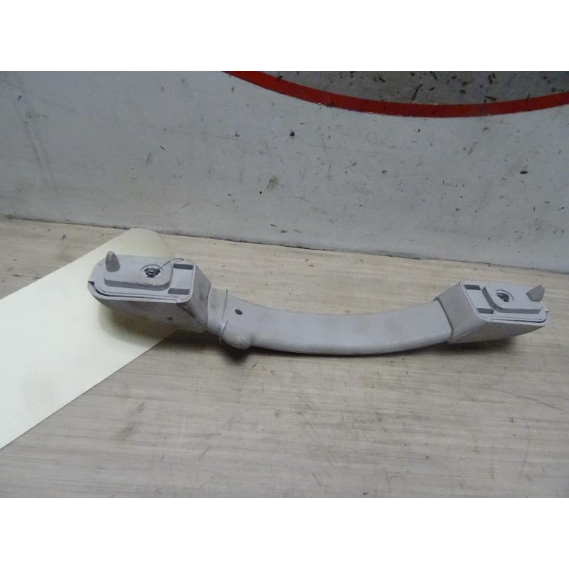 Poignee de maintien arriere gauche PEUGEOT 1007 d’occasion
