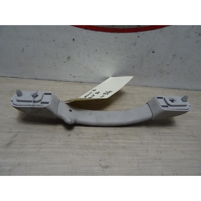 Poignee de maintien avant droit PEUGEOT 1007 d’occasion