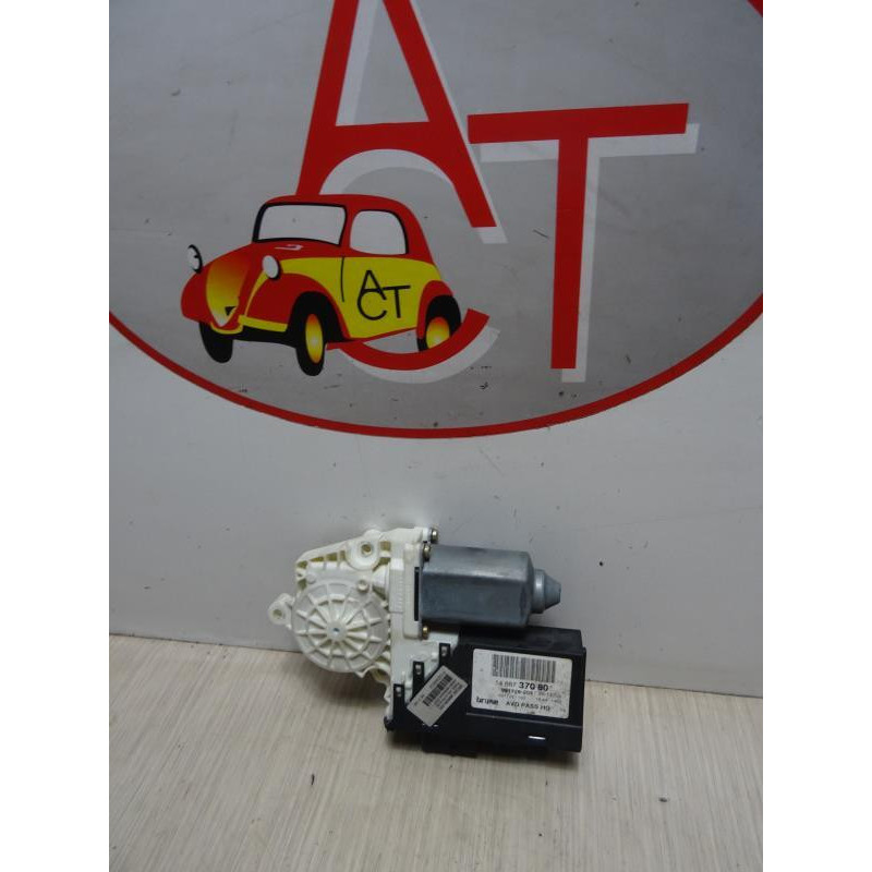 Moteur leve vitre avant droit PEUGEOT 807 d’occasion