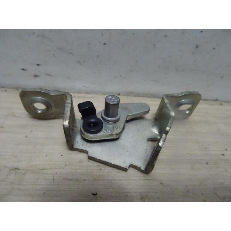 Serrure de porte laterale gauche PEUGEOT PARTNER 2 PHASE 2 d’occasion