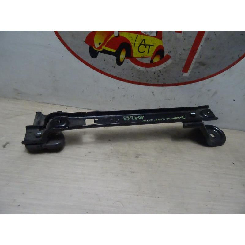 Support siege droit SUZUKI IGNIS 2 d’occasion