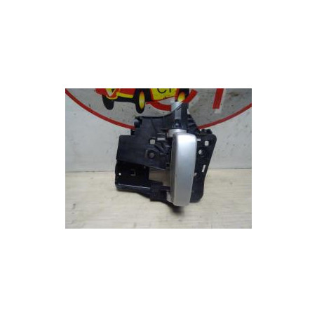 Poignee porte laterale droit PEUGEOT PARTNER 2 PHASE 2 d’occasion