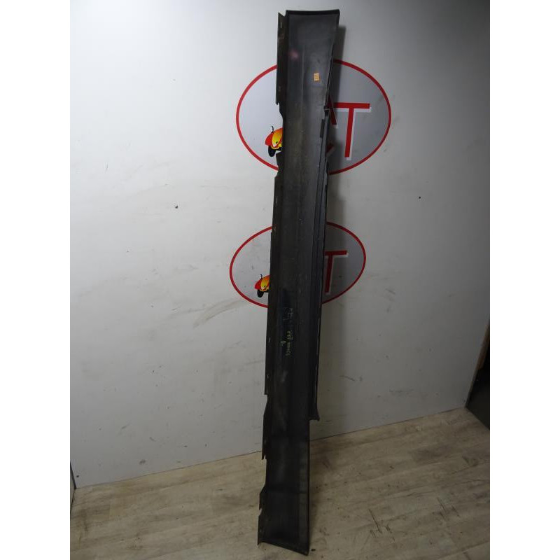 Bas de caisse droit BMW SERIE 1 E81 d’occasion