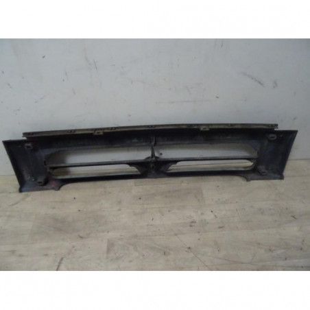 Calandre RENAULT B80 d’occasion