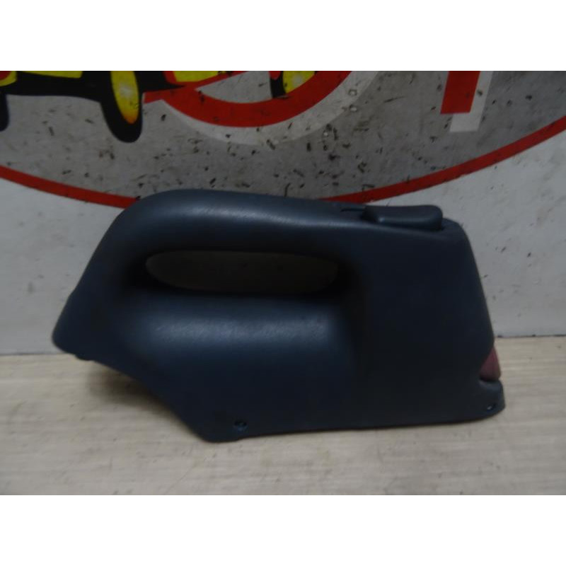 Poignee interieur porte laterale droite FIAT DOBLO 1 PHASE 1 d’occasion
