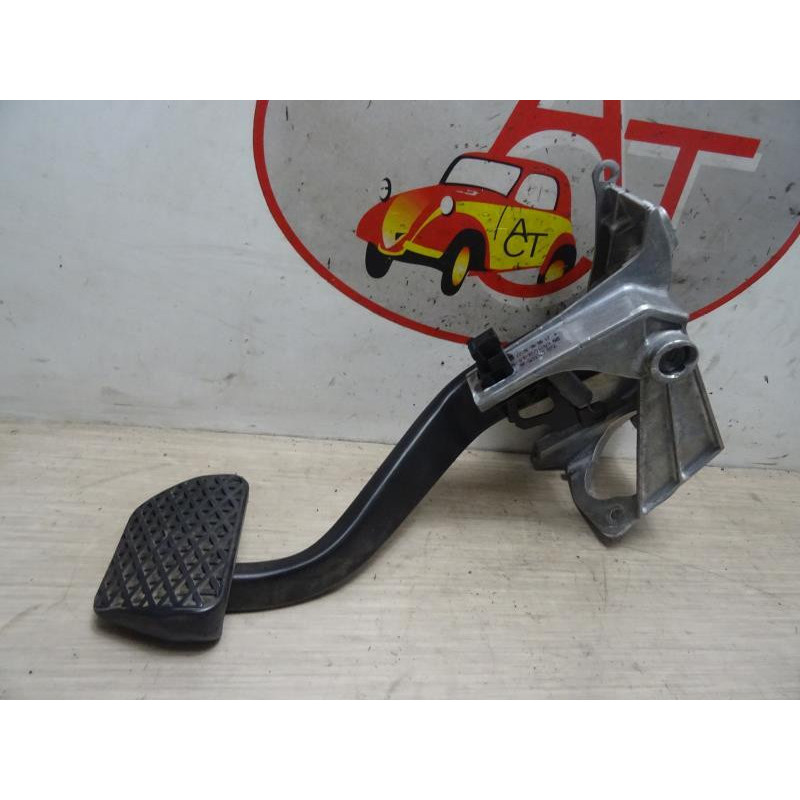 Pedalier de frein BMW SERIE 1 E81 d’occasion