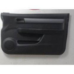 Garniture porte avant droite SUZUKI SWIFT 3 d’occasion